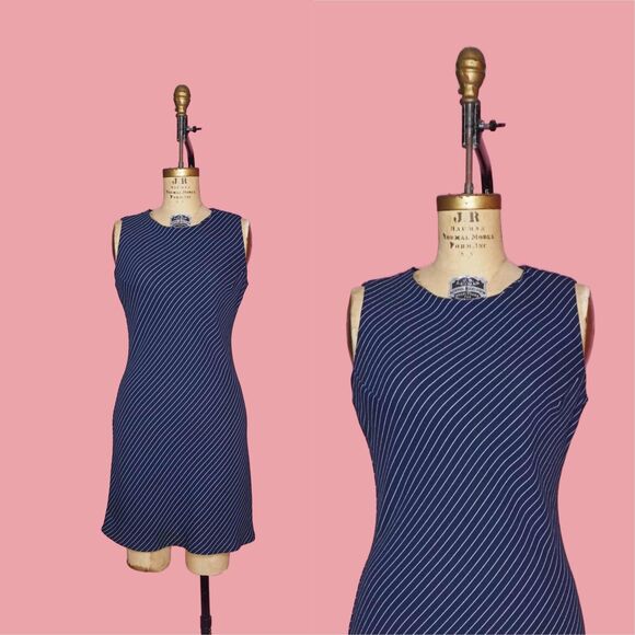1990s-Y2K RAMPAGE STRIPED Navy and White KEYHOLE Back. Tank. Mini Dress. M-L - Picture 1 of 10